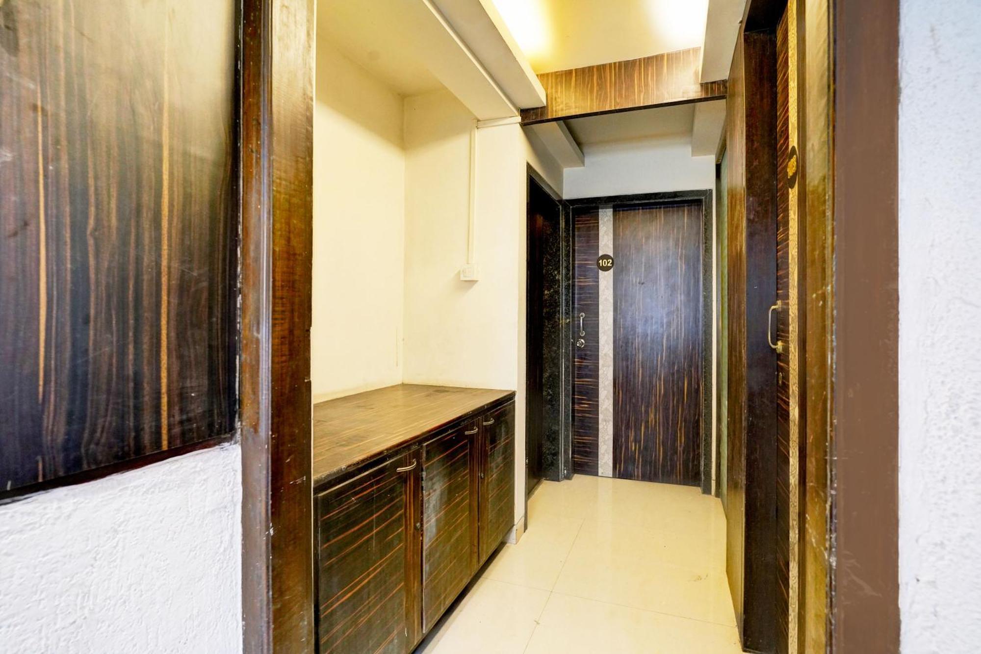 Super Hotel O Seawoods Near Palm Beach Road Formerly Sai Roop Navi Mumbai Exterior foto
