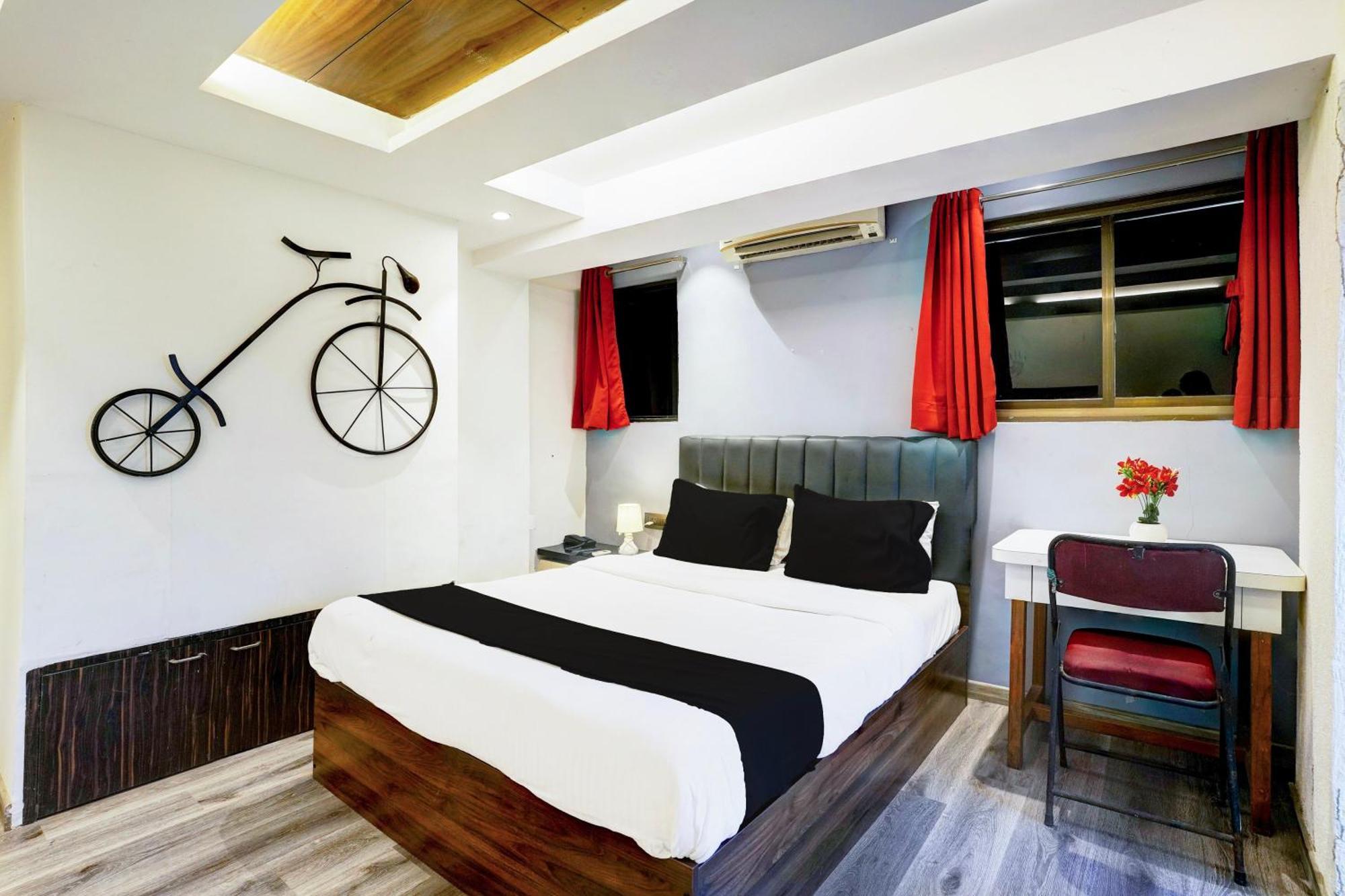 Super Hotel O Seawoods Near Palm Beach Road Formerly Sai Roop Navi Mumbai Exterior foto